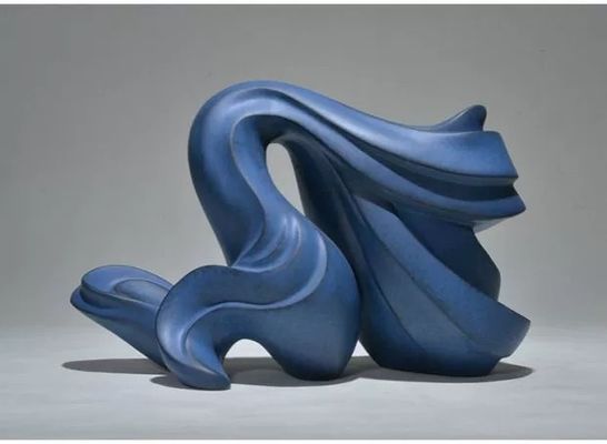ประติมากรรมศิลปะเรซิ่นสีน้ำเงินสีเทาบทคัดย่อรูปปั้นพื้นในร่มตกแต่งตารางในร่ม